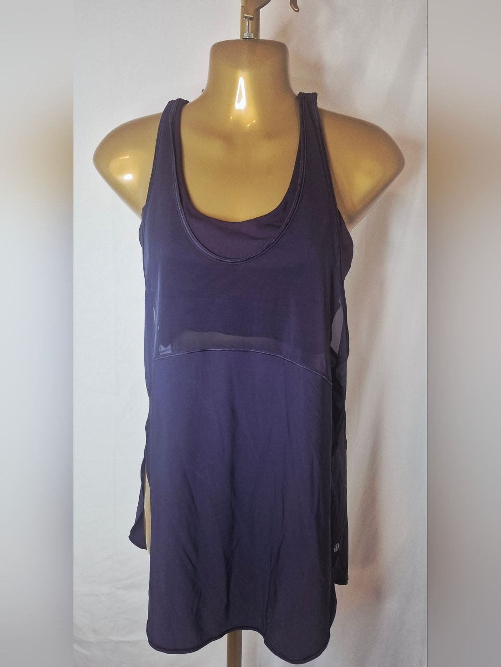 LULULEMON ATHLETICA Deep Navy Mesh-Panel Racerback Tank With Bra Sz 6